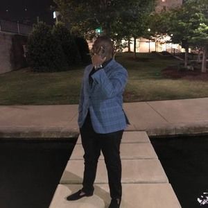 Meet your Posher, Robert